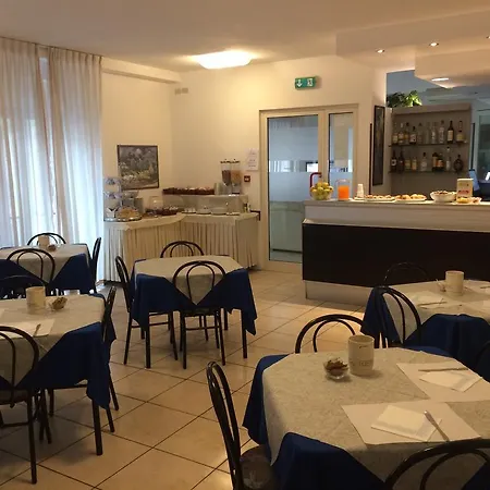 Abamar فندق ريميني